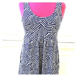 Beautiful navy & white dress/jumper/pool cover up.